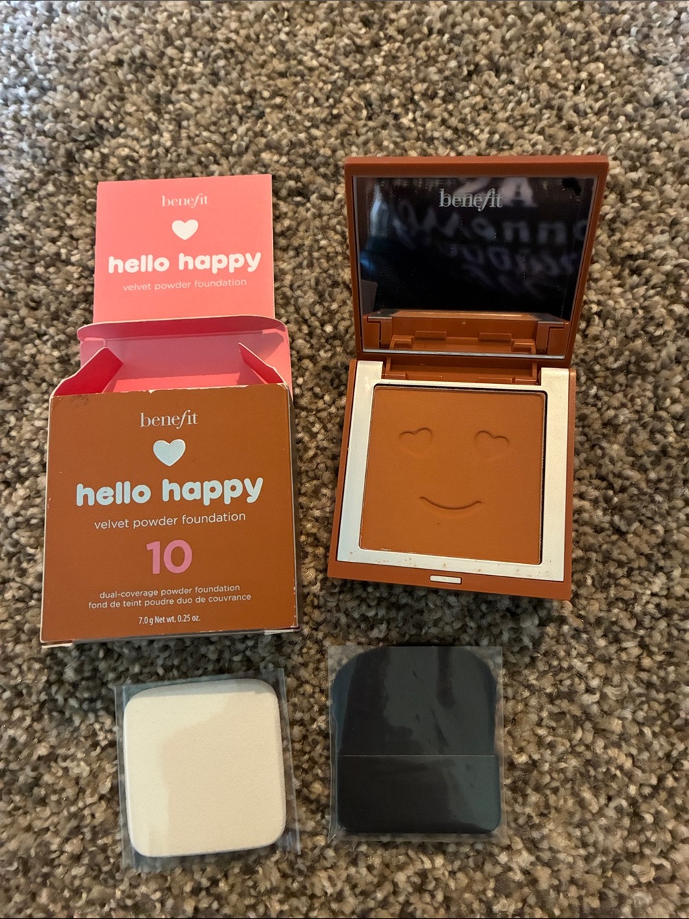 Benefit Hello Happy Velvet Powder Foundation 10